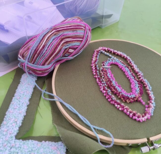 Studio Knoopt punch neelding